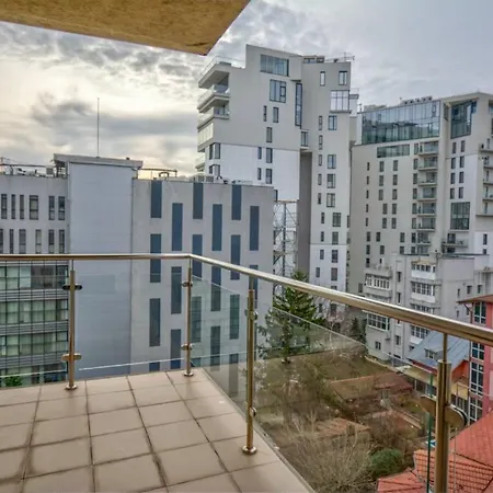- North Area View Residences - 3 Bedrooms - Herastrau - Baneasa Szálloda Bukarest