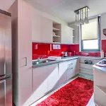 - North Area View Residences - 3 Bedrooms - Herastrau - Baneasa 酒店
