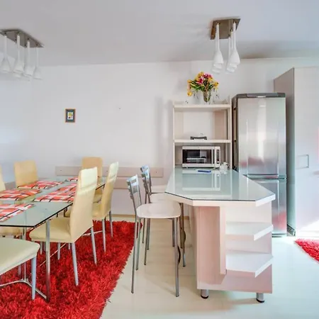 - North Area View Residences - 3 Bedrooms - Herastrau - Baneasa Szálloda