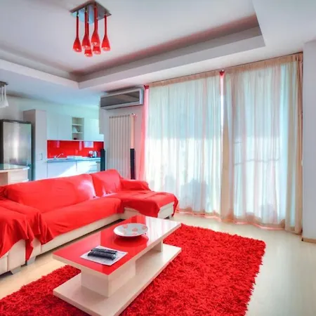 - North Area View Residences - 3 Bedrooms - Herastrau - Baneasa Hotel Boekarest