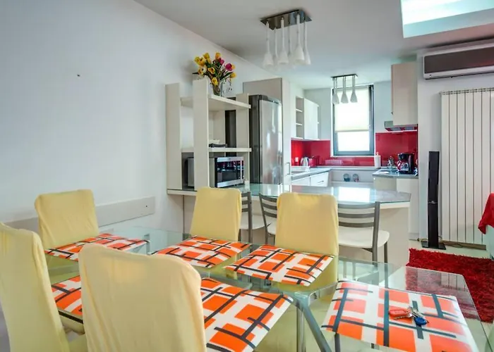 - North Area View Residences - 3 Bedrooms - Herastrau - Baneasa 酒店 布加勒斯特