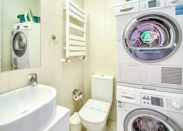 - North Area View Residences - 3 Bedrooms - Herastrau - Baneasa 布加勒斯特